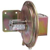 Series 1640 Floating Contact Null Switch for High and Low Actuation